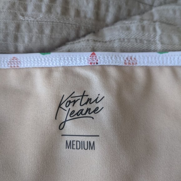 NWT Kortni Jeane extended high-waisted bottoms- Medium - Picture 3 of 4